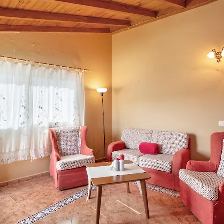 Amparo Villa